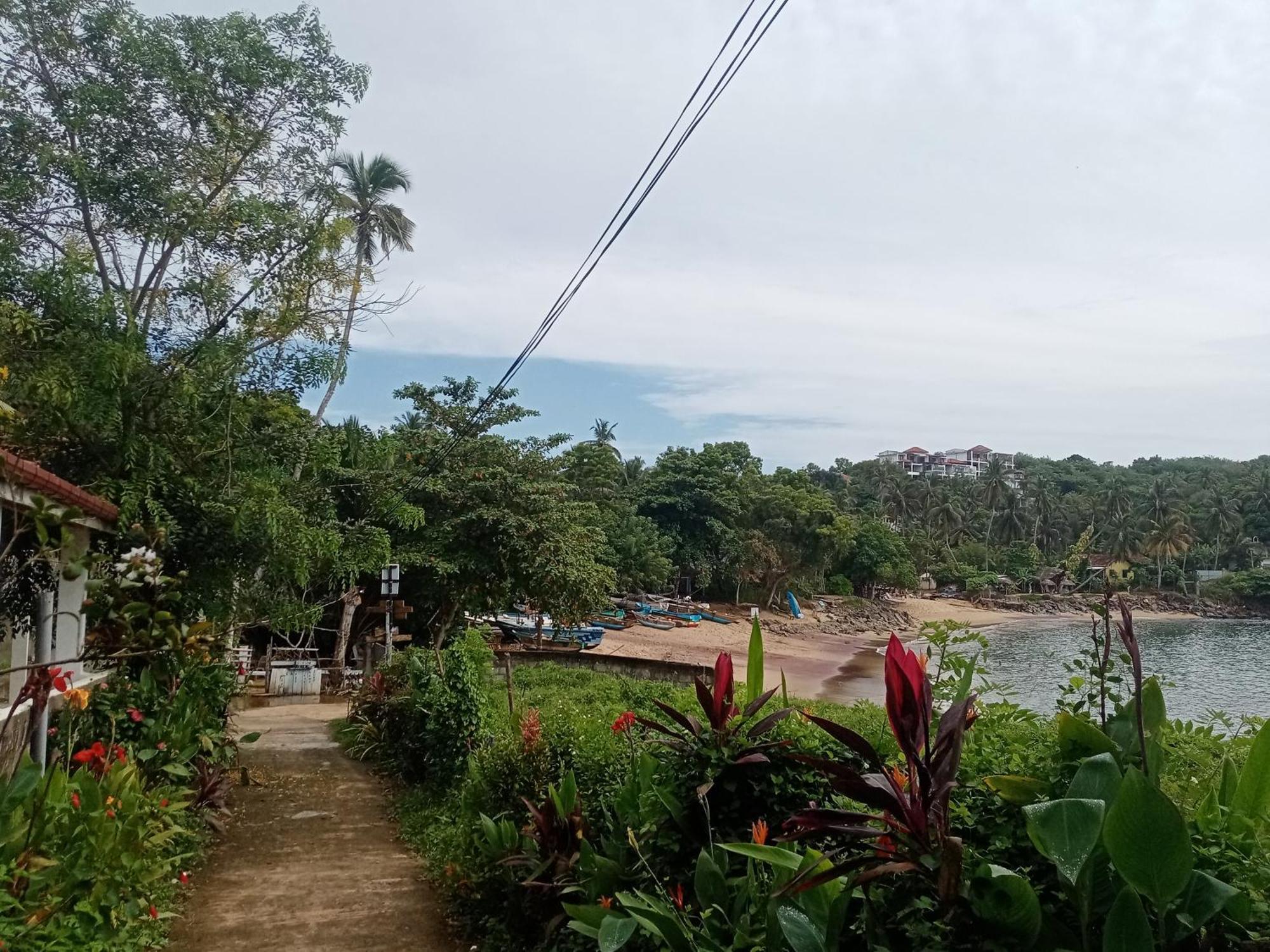 Surf Paradise 2 Unakuruwa Exterior foto